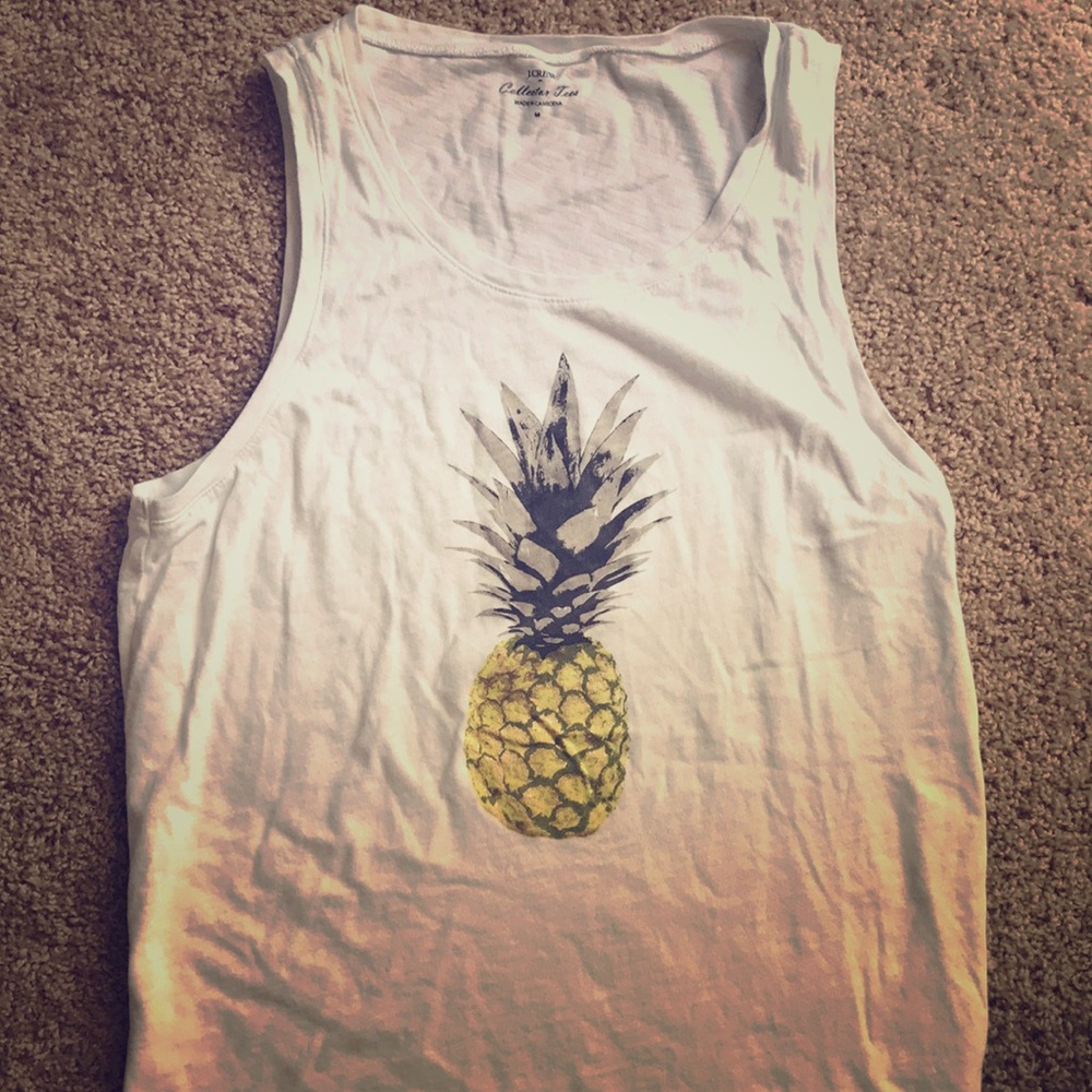 J Crew medium pineapple collector Tee tank white❤️